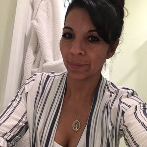 Meet your Posher, Sylvia